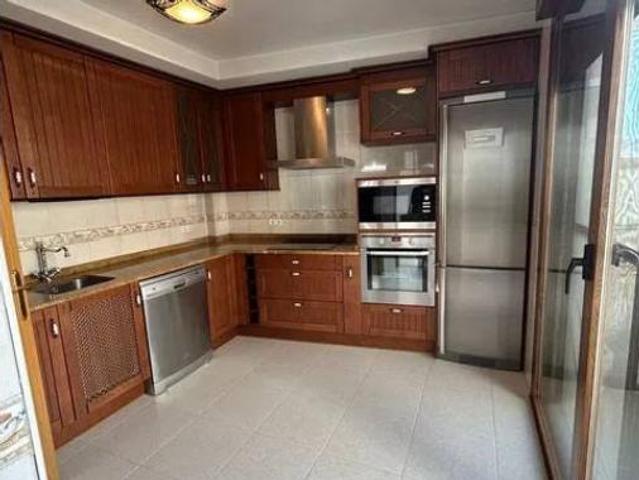Casa adosada Venta Corpa, Corpa