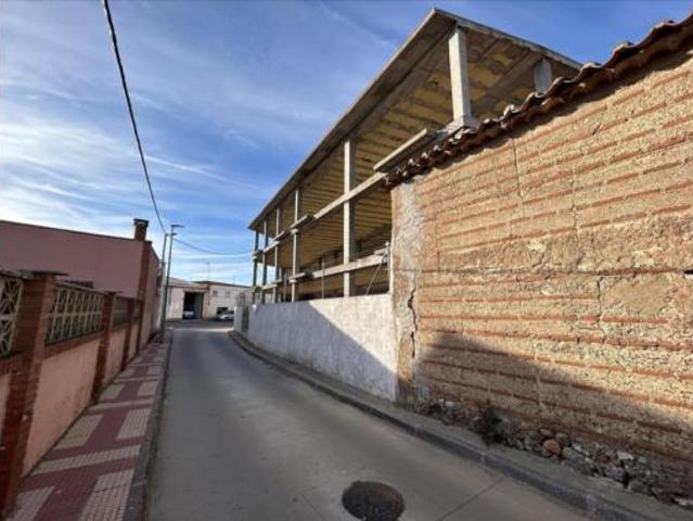 Casa adosada Venta Calvarrasa de Abajo, Calvarrasa de Abajo