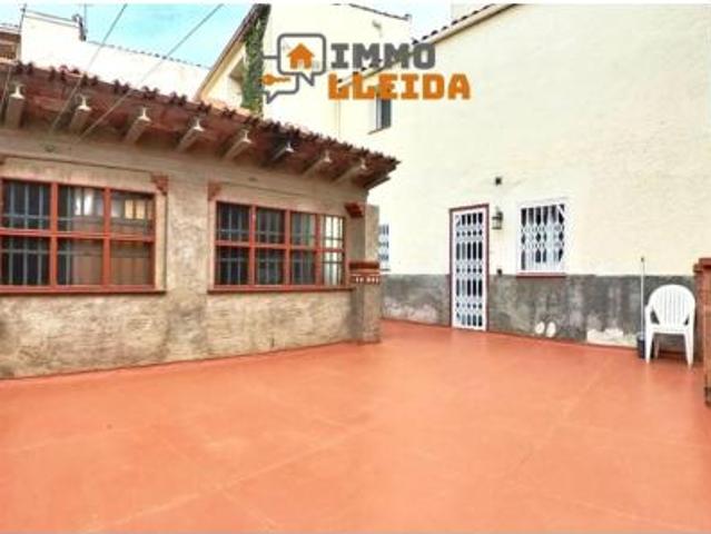 Casa adosada Venta Camarasa, Camarasa