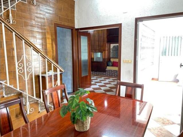 Casa adosada Venta Camas, Camas