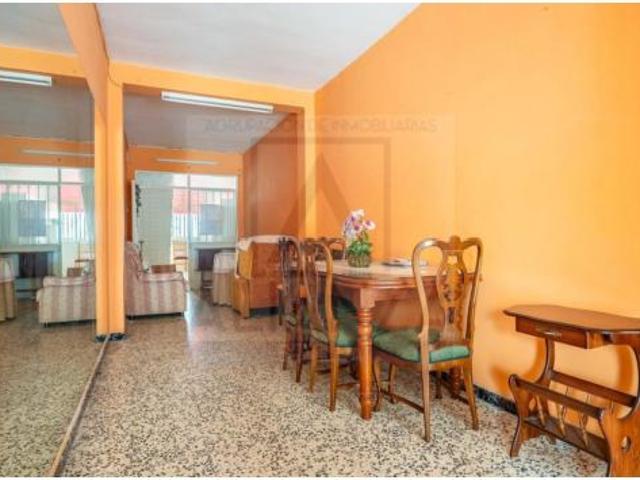 Casa adosada Venta Camas, Camas