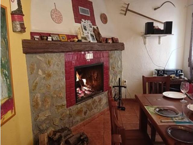 Casa adosada Venta Camprovín, Camprovín