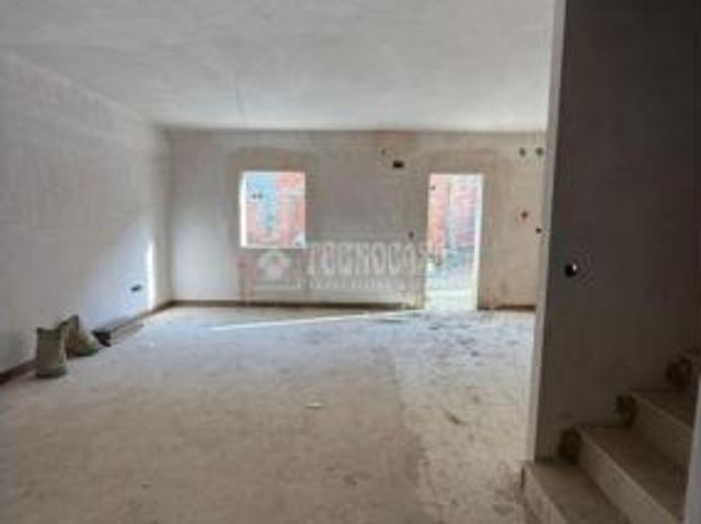 Casa adosada Venta Cantillana, Cantillana