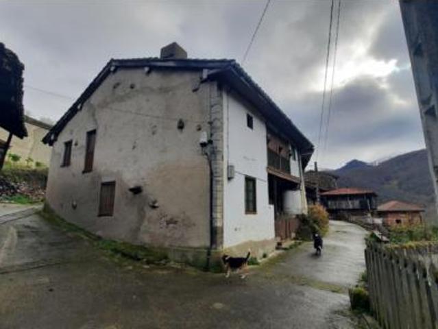 Casa adosada Venta Caso, Felguerina