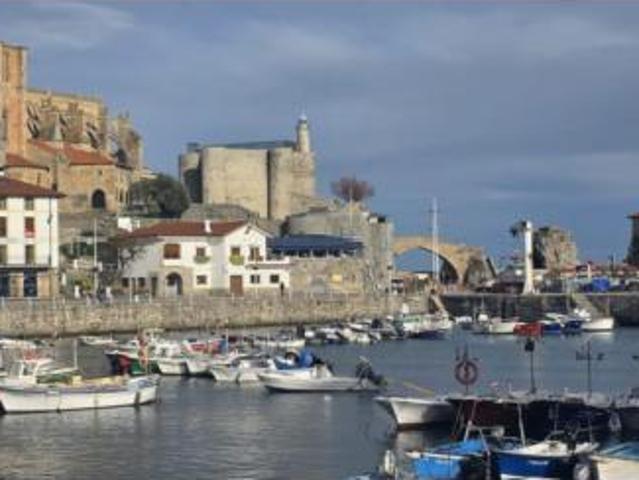 Casa adosada Venta Castro Urdiales, Centro