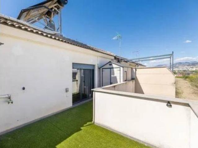 Casa adosada Venta Armilla, Zona Calle Poniente Avenida Cristóbal Colón