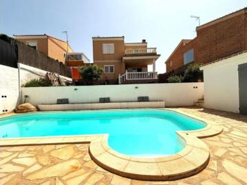 Casa pareada Venta Chiva, Chiva