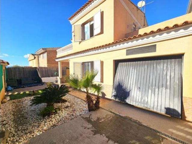 Casa pareada Venta Chiva, Chiva