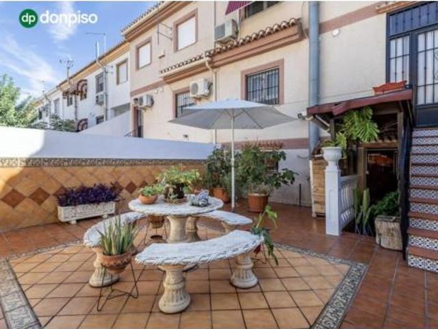 Casa adosada Venta Cúllar Vega, Cúllar Vega