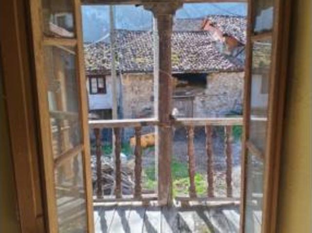 Casa adosada Venta Amieva, Amieva