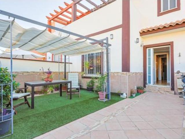 Casa adosada Venta Alcalá del Río, Alcalá del Río
