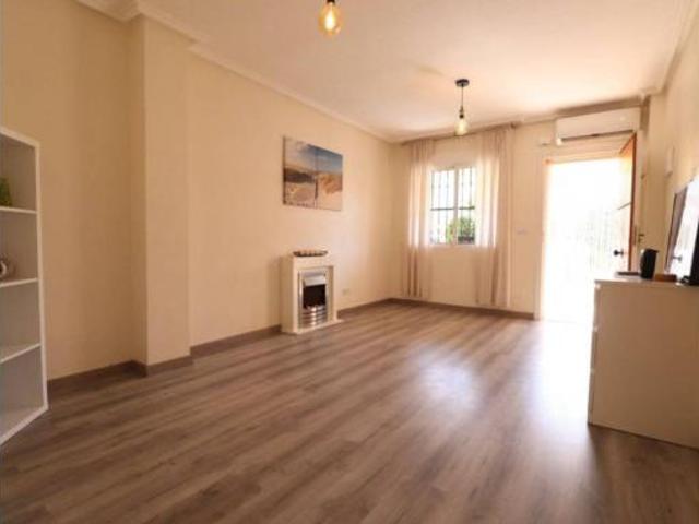 Casa adosada Venta Algorfa, Algorfa