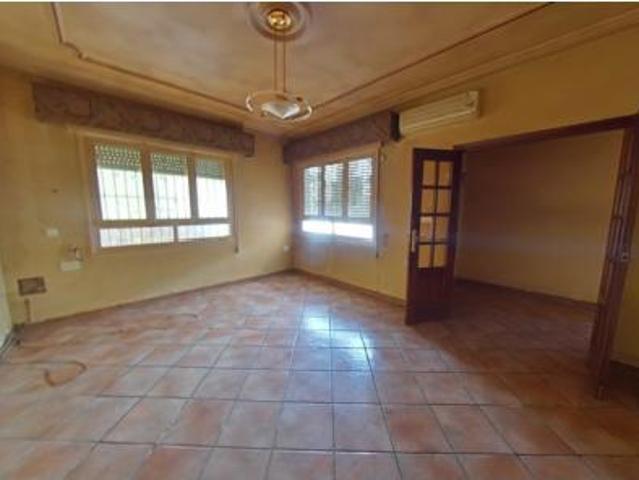 Casa adosada Venta Algueña, Algueña