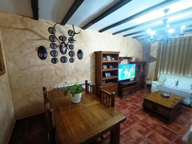 Casa adosada Venta Almansa, Almansa