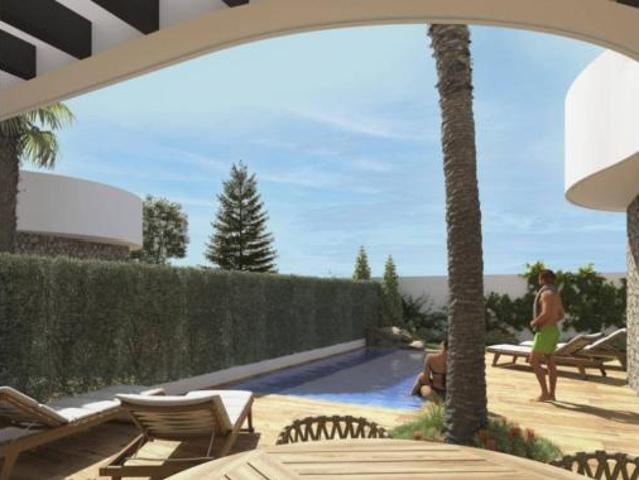 Casa adosada Venta Almoradí, Heredades