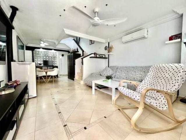 Casa adosada Venta Almoradí, Heredades
