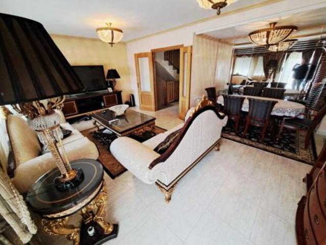 Casa adosada Venta Alovera, Alovera