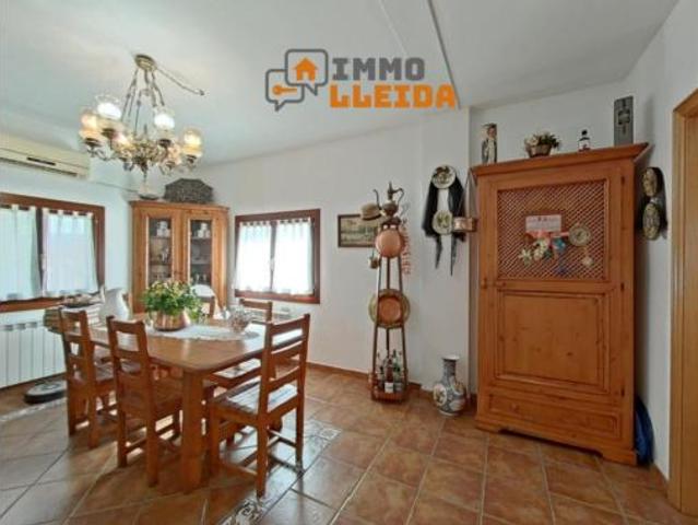 Casa adosada Venta Artesa de Segre, Baldomar