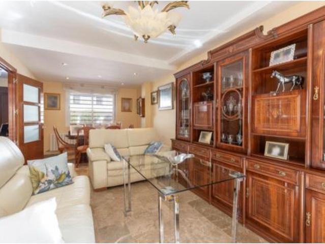 Casa adosada Venta Armilla, Zona Calle Poniente Avenida Cristóbal Colón