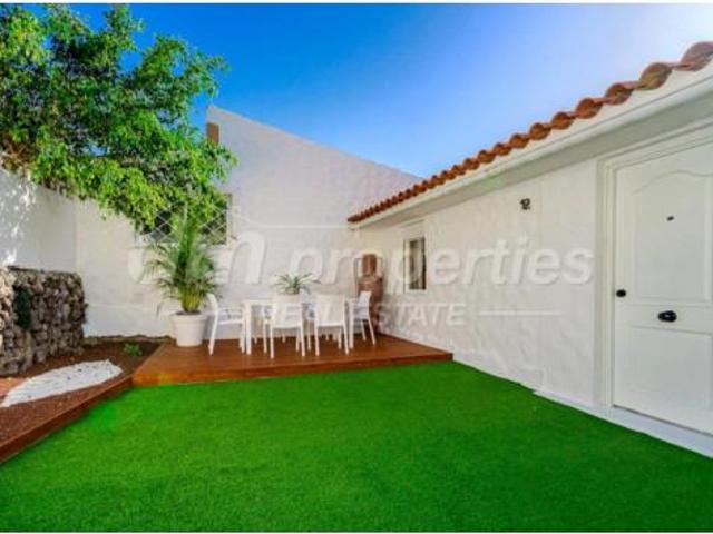 Casa adosada Venta Arona, Chayofa