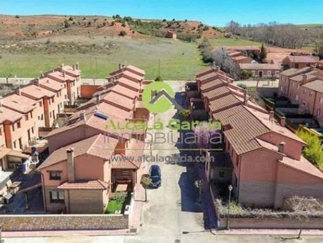 Casa adosada Venta Ayllón, Ayllón