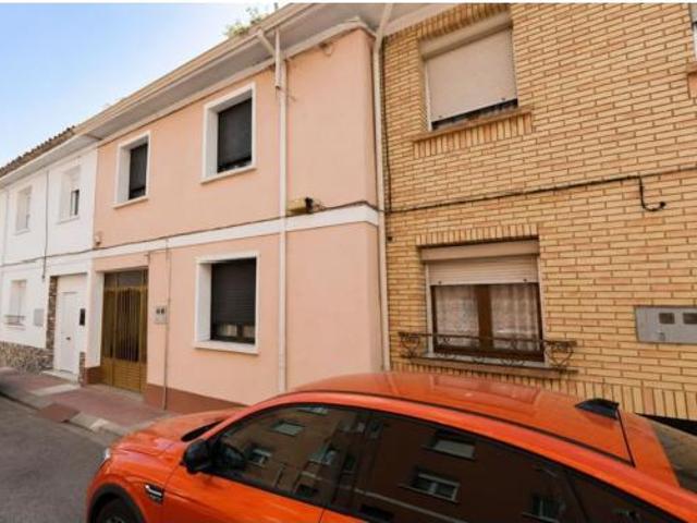 Casa adosada Venta Azagra, Azagra