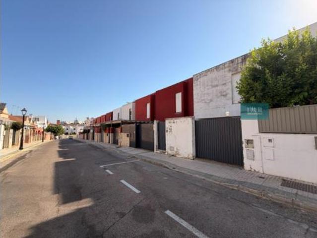 Casa adosada Venta Bormujos, Zona Avenida de Juan Diego