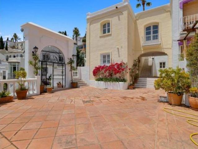Casa adosada Venta Benahavís, Núcleo