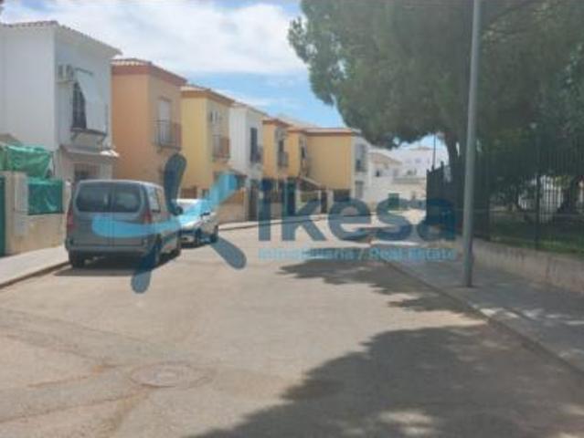 Casa adosada Venta Burguillos, Burguillos