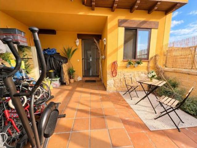 Casa adosada Venta Garcillán, Garcillán