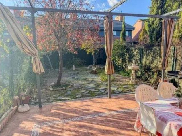 Casa adosada Venta Getafe, Perales del Río
