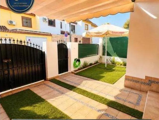 Casa adosada Venta Dos Hermanas, Dos Hermanas