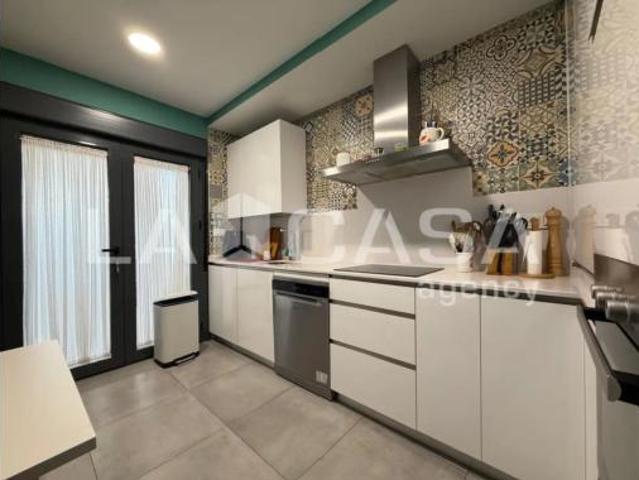 Casa adosada Venta Dos Hermanas, Entrenúcleos