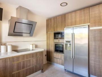 Casa adosada Venta Dos Hermanas, Entrenúcleos