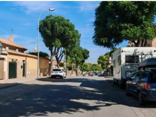 Casa adosada Venta Dos Hermanas, Entrenúcleos
