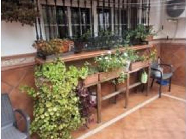 Casa adosada Venta Dos Hermanas, Entrenúcleos