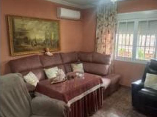 Casa adosada Venta Dos Hermanas, Entrenúcleos