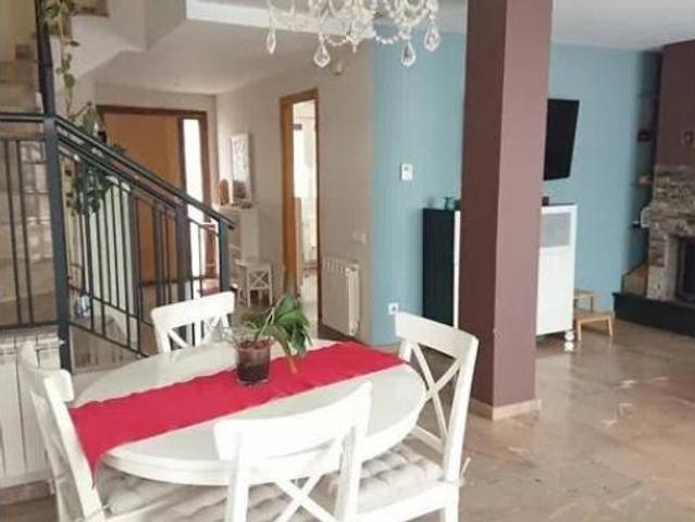 Casa adosada Venta Entrena, Entrena