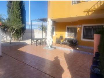 Villa en venta en Baix Vinalopó - Cuarto de servicio