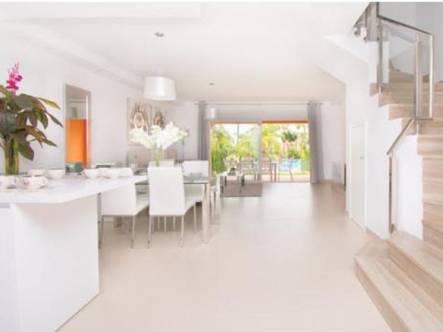 Casa adosada Venta Estepona, Altos de Estepona