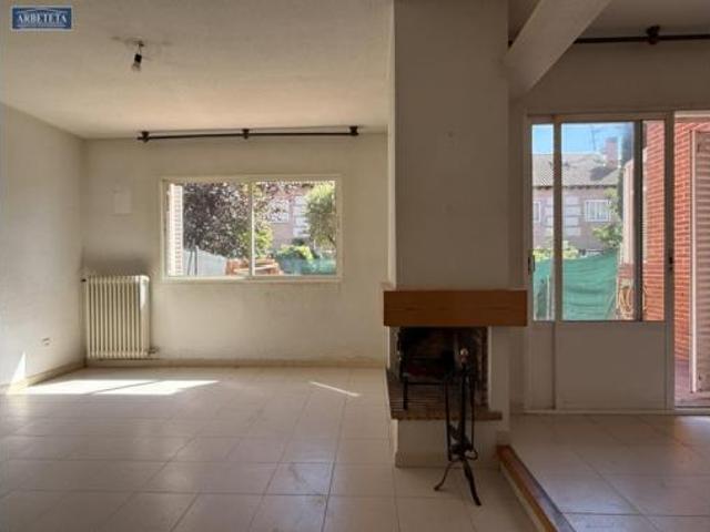 Casa adosada Venta Fontanar, Fontanar