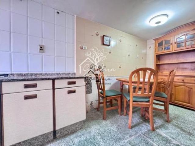 Casa adosada Venta Ferrol, Parroquias