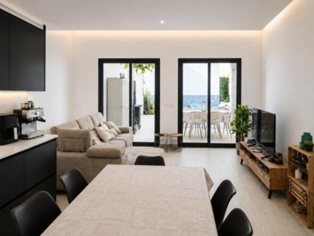 Casa adosada Venta Figueres, Eixample Horta Capallera