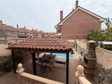 Casa adosada Venta Fuenlabrada, Centro Arroyo La Fuente