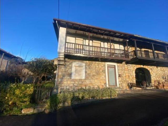 Casa adosada Venta Hazas de Cesto, Beranga