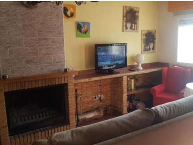 Casa adosada Venta Hellín, Isso