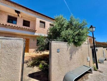 Casa adosada Venta Hita, Hita