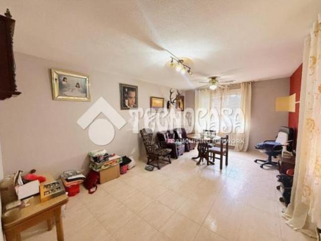 Casa adosada Venta Huete, Huete