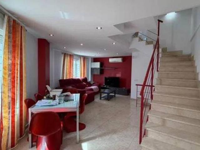 Casa adosada Venta Onda, Artesa