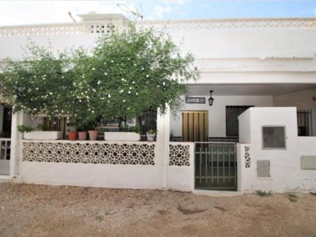 Casa adosada Venta Oliva, Oliva Nova